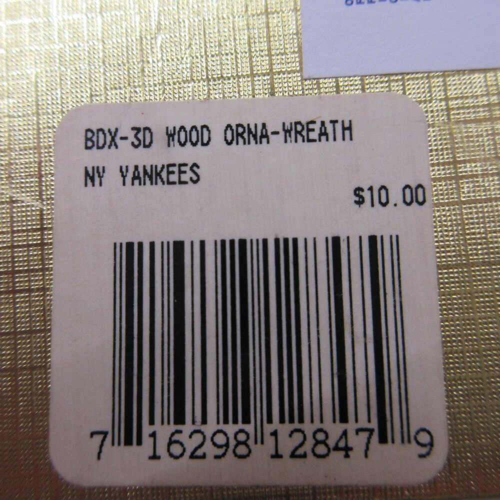 New York Yankees NNY MLB 3D Wood Christmas Wreath Ornament Hunter 1999 Gift Box - Picture 11 of 12